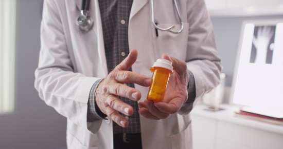 Лечение аллергии требует врачебной консультации