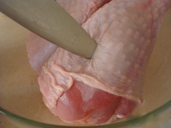 Промываем мясо и обсушиваем