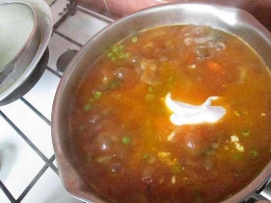 Добавляем сметану