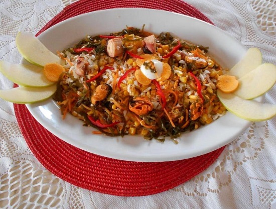 Вкусный салат из морской капусты с яйцом