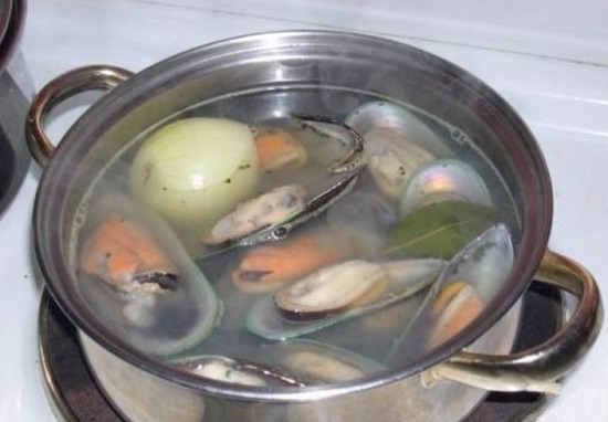 Варим морепродукты после повторного закипания